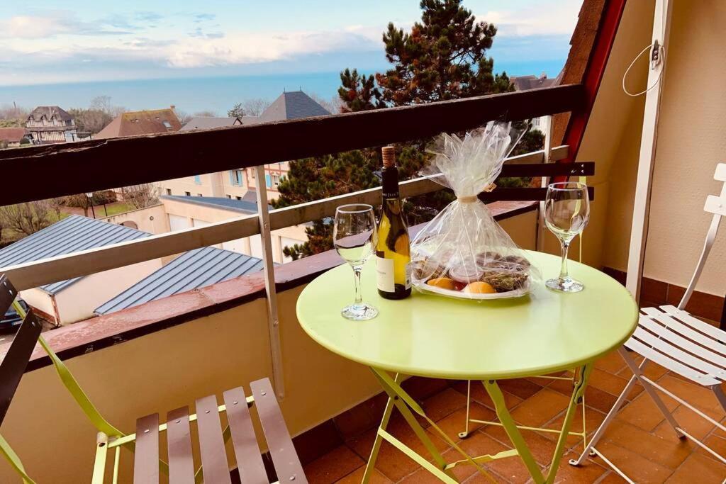 Trouville-Apt Renove-Balcon Magnifique Vue Mer Exterior foto